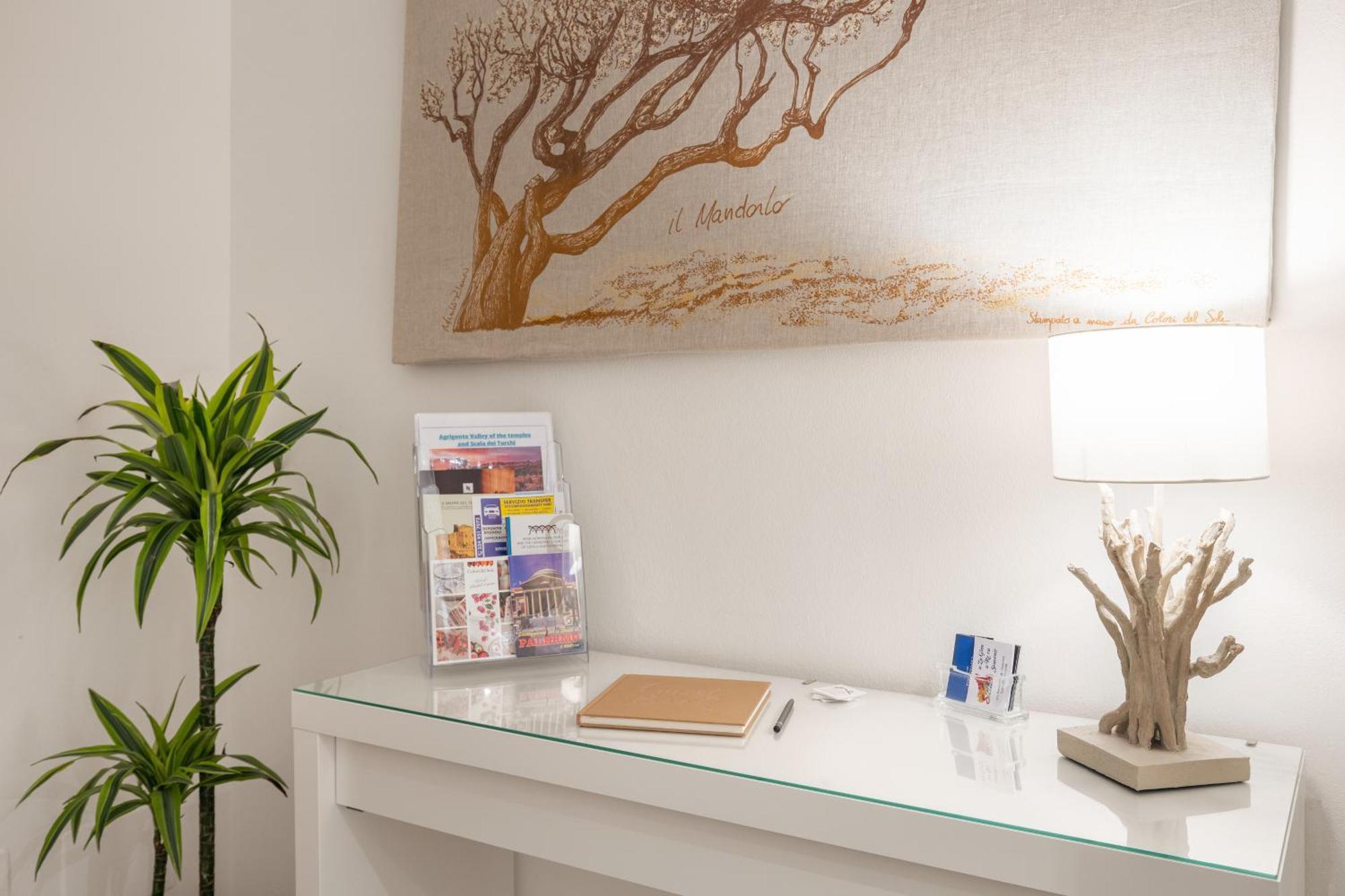 Iverlid Home. パレルモ エクステリア 写真
